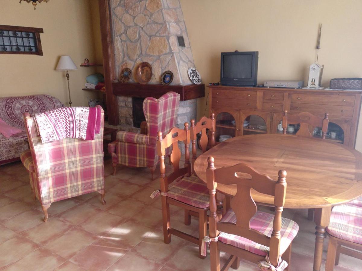 Casa Rural Amador Villarroya de los Pinares المظهر الخارجي الصورة